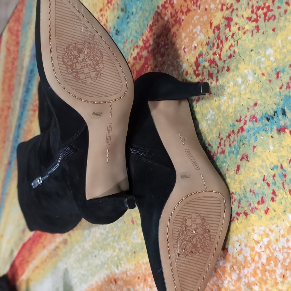 Vince Camuto boots - Picture 3 of 4
